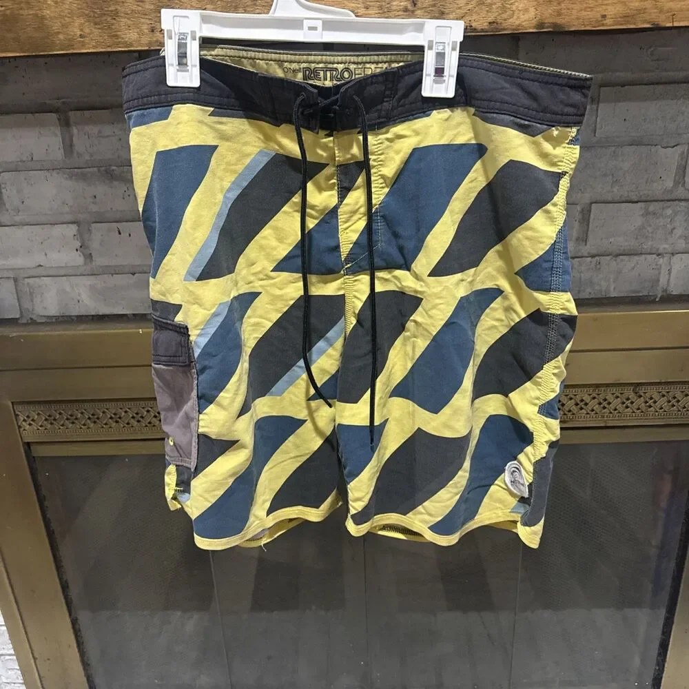 Men’s O’neill Retro Freak Board Shorts Size 34